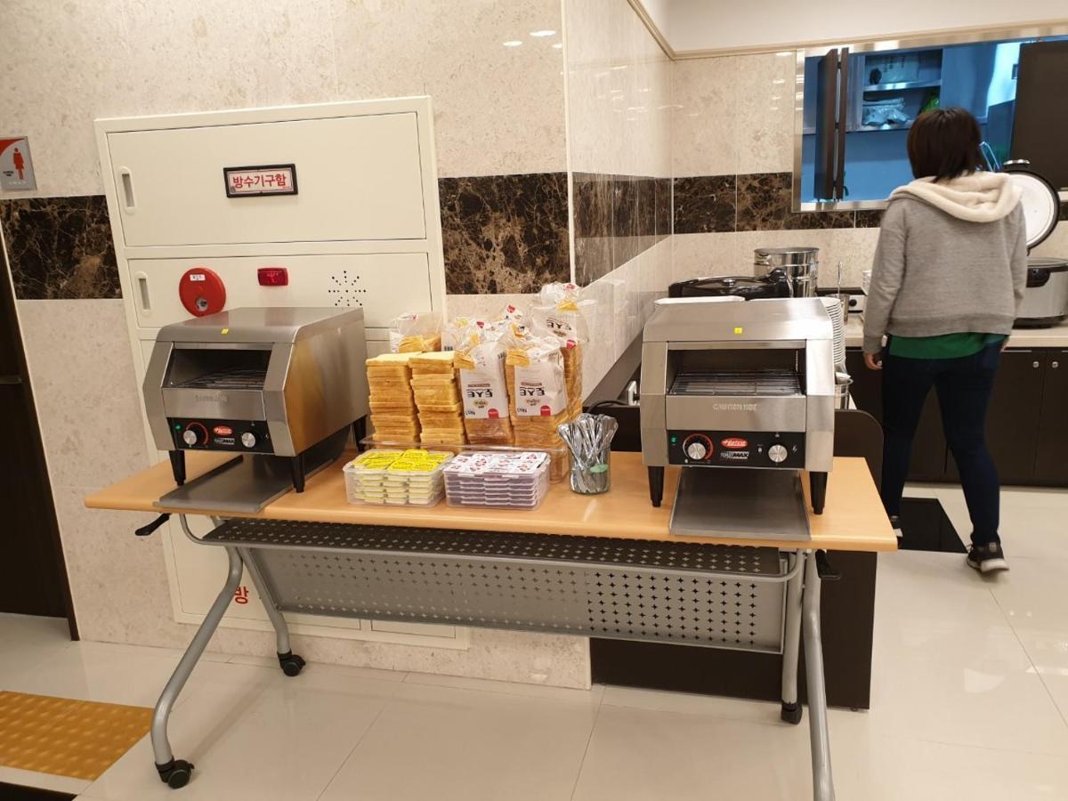 Toyoko Inn Seoul Yeongdeungpo Exteriér fotografie